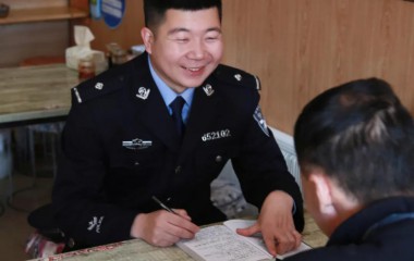 锦州凌河公安分局：坚守一线，护航佳节