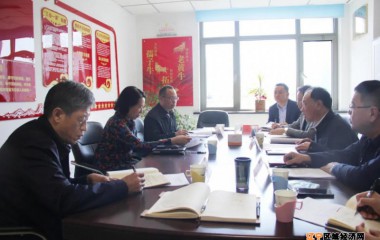 沈阳市人大党组副书记、副主任听取第三届全民健身国际徒步节筹备情况汇报