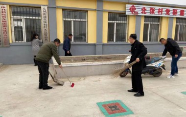 为乡村振兴战略而忘我工作着