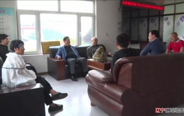 新民市食品药品管理行业协会深入基层开展蔬菜产销对接活动