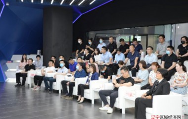 展科技企业风采，筑融资解困金桥