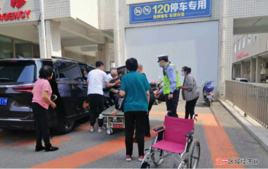 凌河交警开辟绿色通道，争分夺秒抢救患者生命