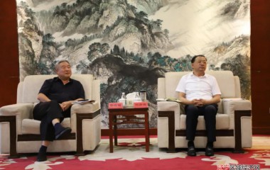 中国工程院院士陈温福一行到阜蒙县调研农牧业结合发展情况