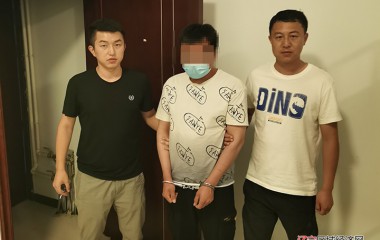 监守自盗偷电缆，桓仁刑警迅速抓捕归案