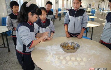 新民屯学校严格落实五项管理提升办学质量