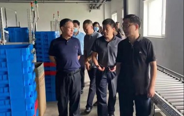 沈阳市人大教科文卫委深入药企开展调研