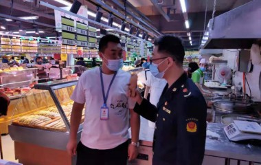 凌河区市场局全面加强节日期间食品安全监管工作