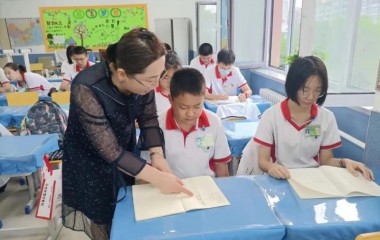 沈阳市师德优秀典型事迹系列报道——于洪区岳佳荣
