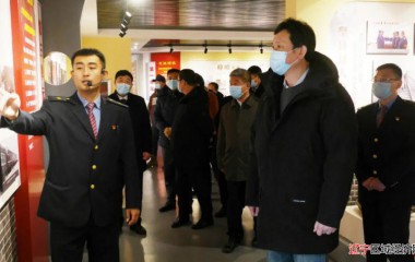 锦州市委书记靳国卫到黑山县调研