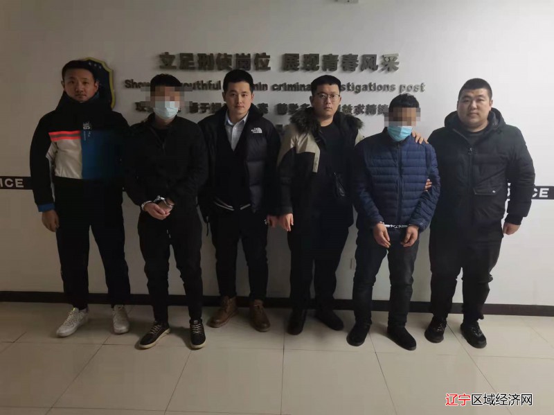 刑侦大队抓获2名扒窃嫌疑人