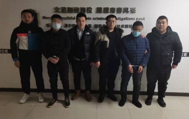 桓仁公安刑侦大队抓获2名扒窃嫌疑人