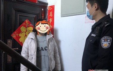 二棚甸派出所上门调解邻里纠纷