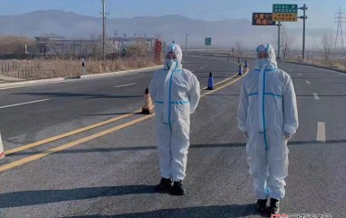 桓仁高速卡口上的美丽“警”色