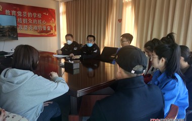 五女山派出所积极开展反诈APP培训活动