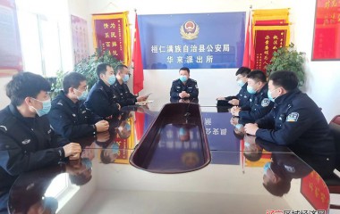 让青春的激昂浇筑忠诚的沃土