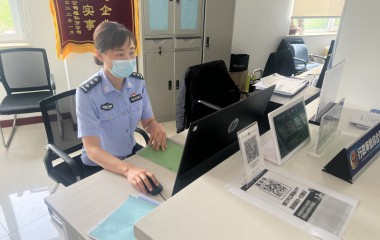 抗疫服务两不误