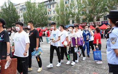 桓仁公安全力护航2022年中考