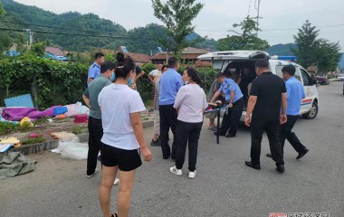 沙尖子派出所及时救助受伤父女