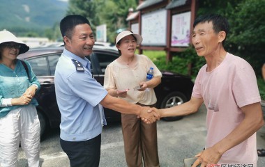 普乐堡派出所全力护航桓仁漂流季