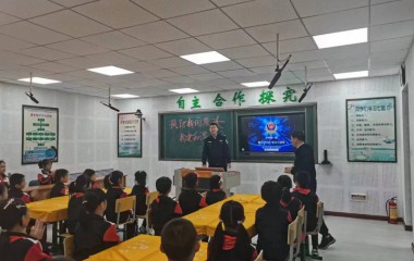 预防校园欺凌，构建和谐校园