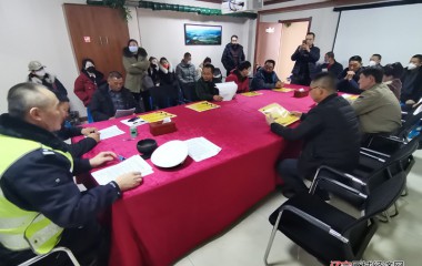 桓仁交警开展校车驾驶员安全培训