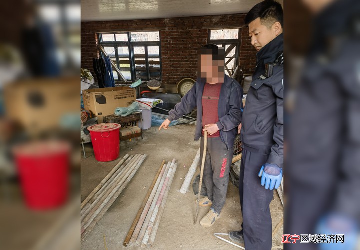 八里甸盗窃案指认现场 (1)