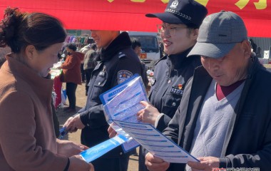 网安大队联合开展打击网络谣言活动