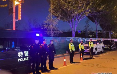 巡特警大队强化社会面巡逻防控