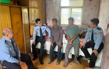 木盂子治安办开展中秋佳节走访慰问活动
