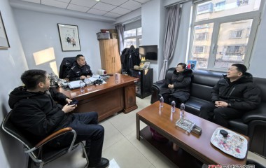 八卦城街道办事处慰问五女山派出所