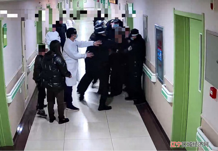 联合控制精神病患者